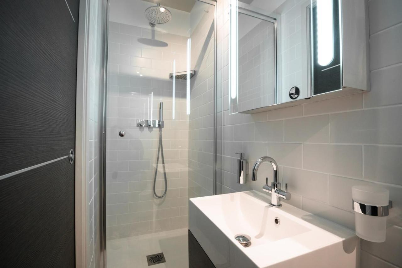 2-Bedroom Apartment Pointe Croisette Peaceful Walk To The Beach Cannes Exterior photo